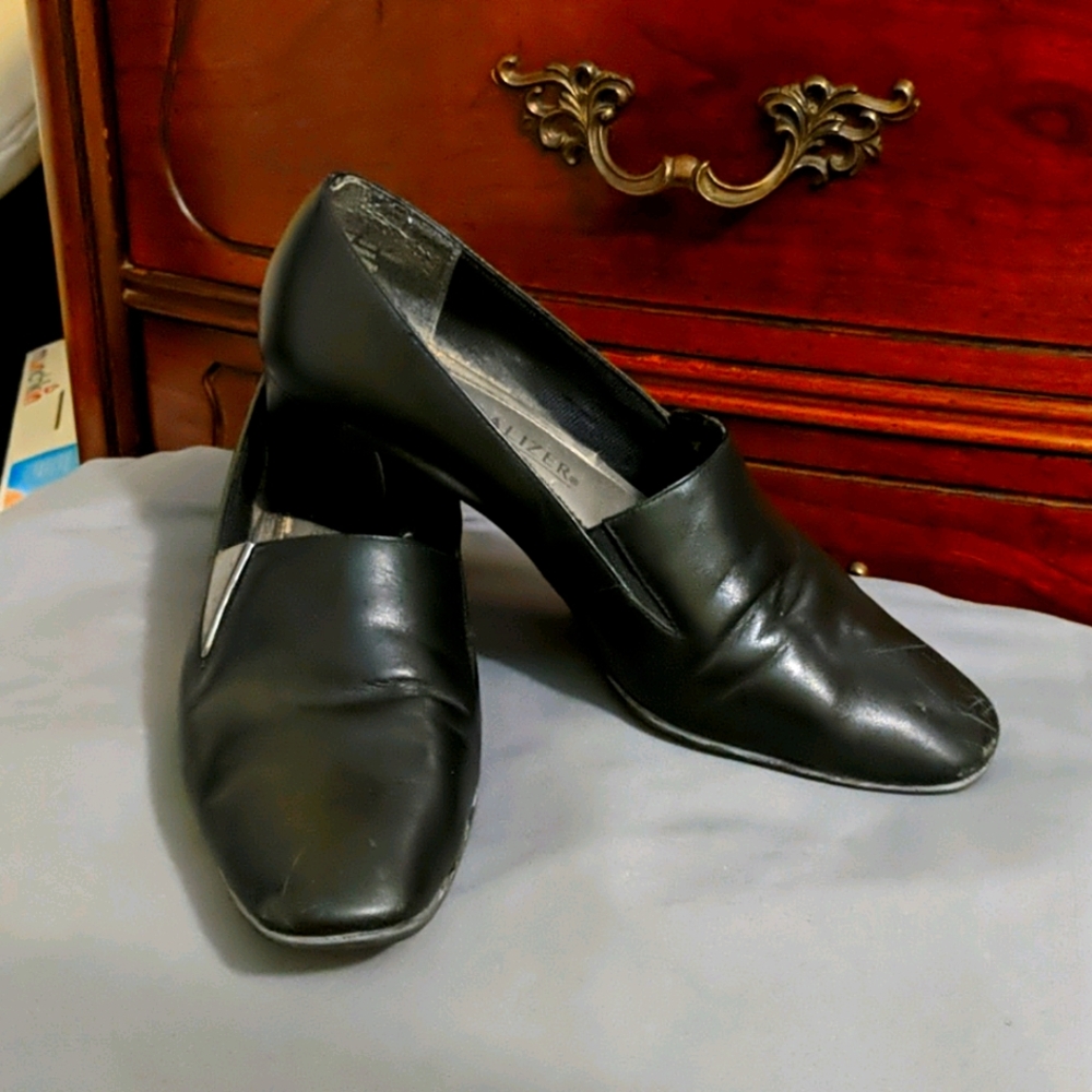 Naturalizer woman's soft shoe